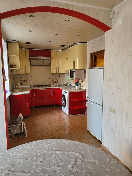 трехкомнатная квартира