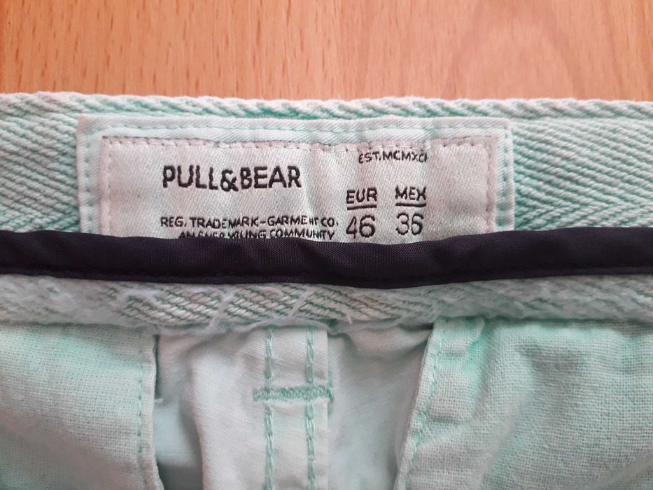 Pantaloni scurti barbati Pull & Bear marime 46