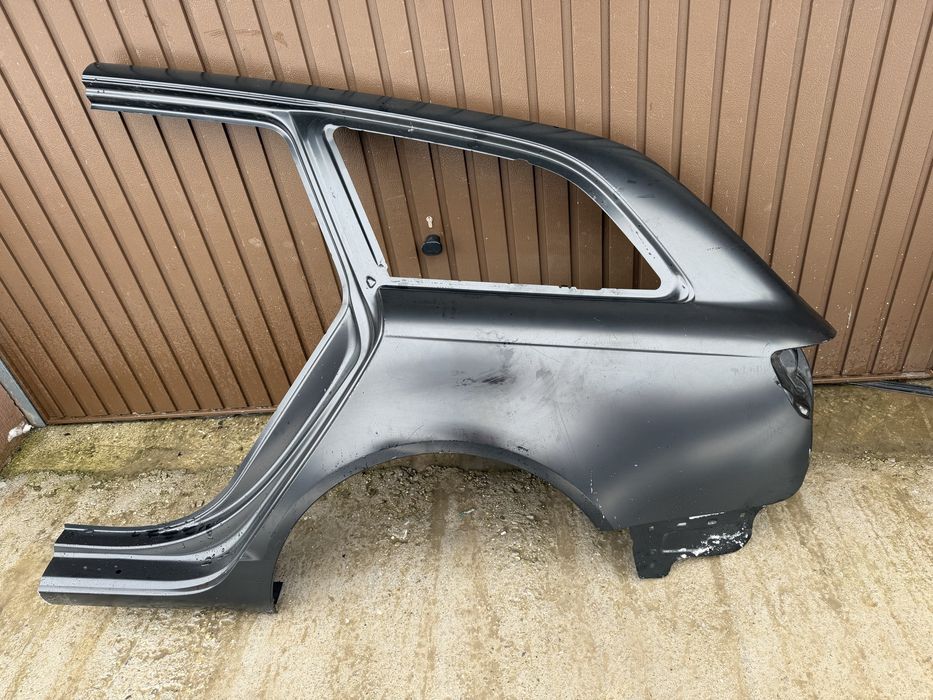 Aripa stanga spate Audi Q7