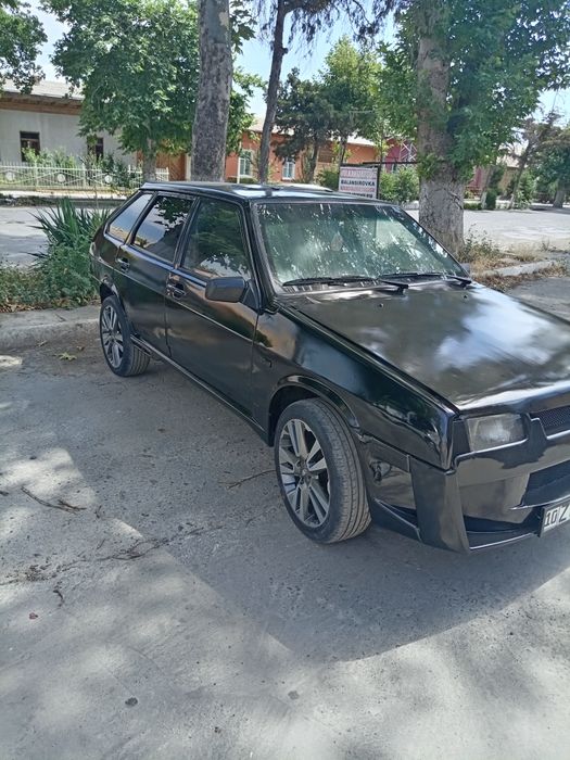 Lada 2109 sotiladi