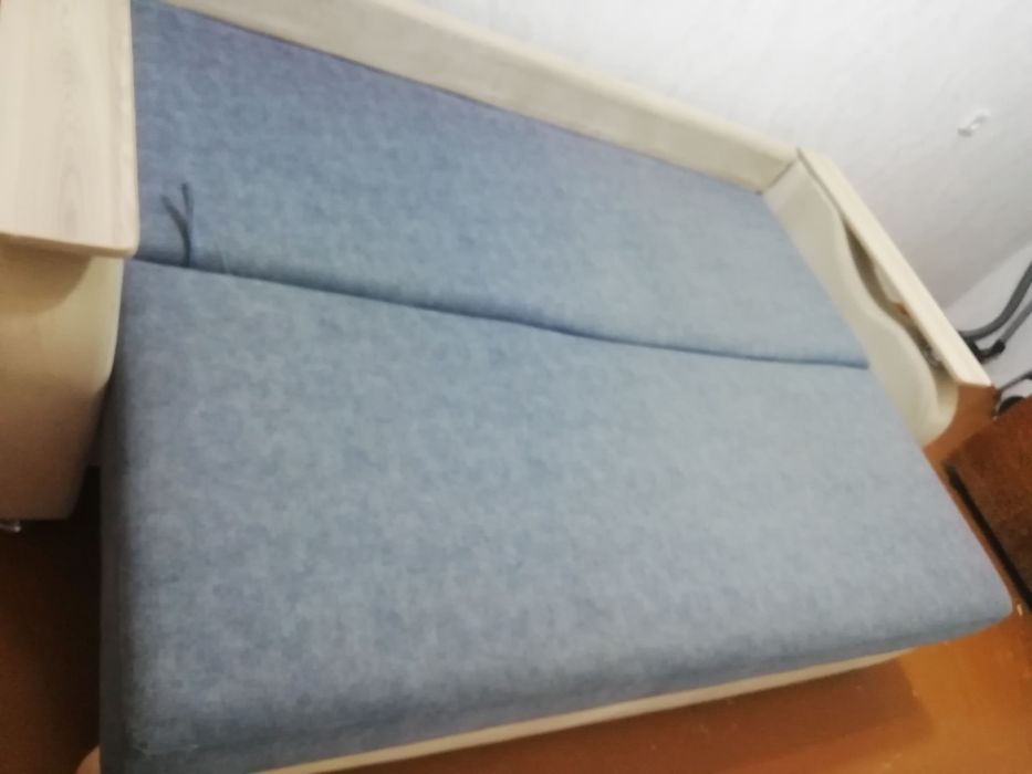 Продам диван, раздвижной