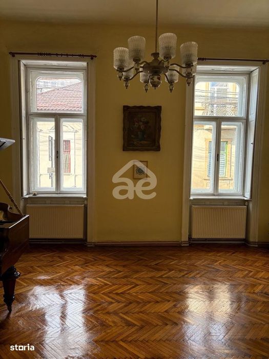 Apartament Ultracentral 3 camere 106 mp