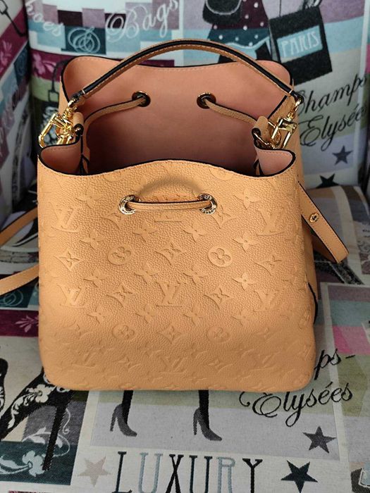 LOUIS VUITTON Дамска Чанта Монограм Кожа