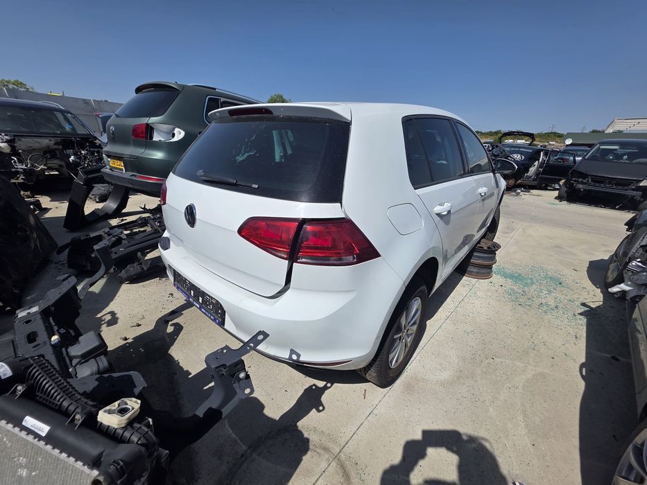 Dezmembram Volkswagen Golf 7 2016 1.2tsi CJZ