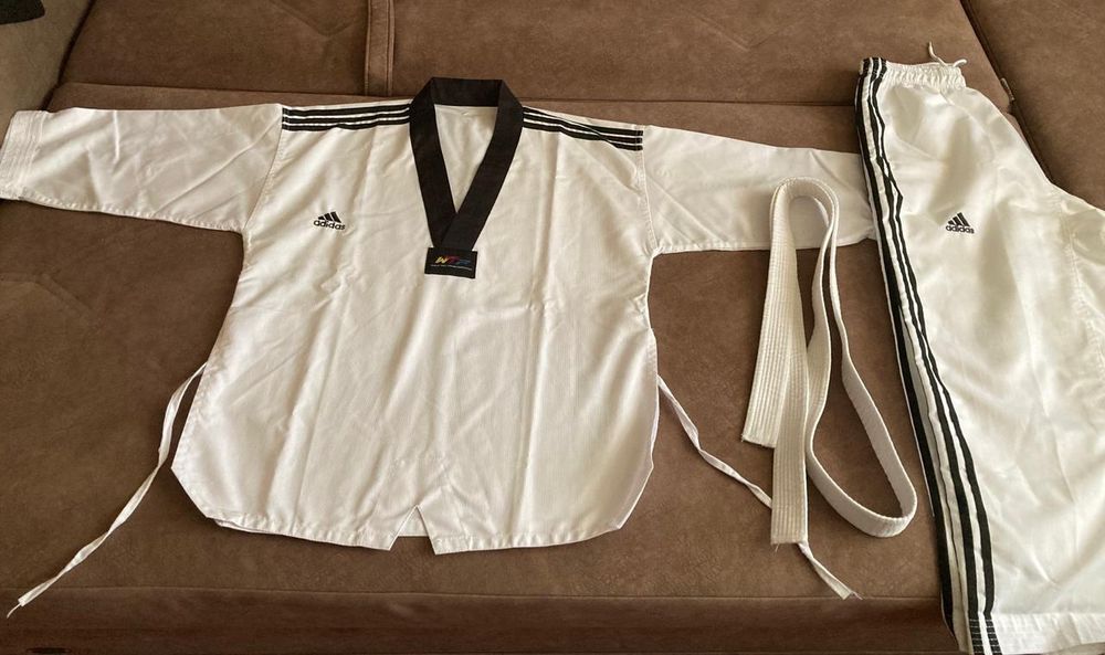 Продам набор доя Тхэквондо