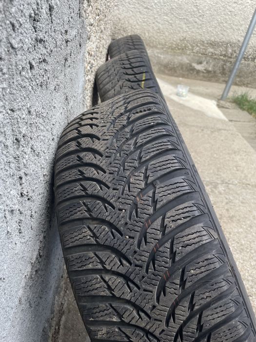 Зимни гуми с джанти 205/55/16