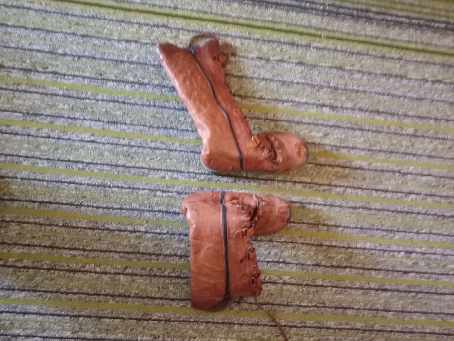 Продаю женские сапоги