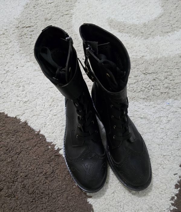 Дамски зимни боти