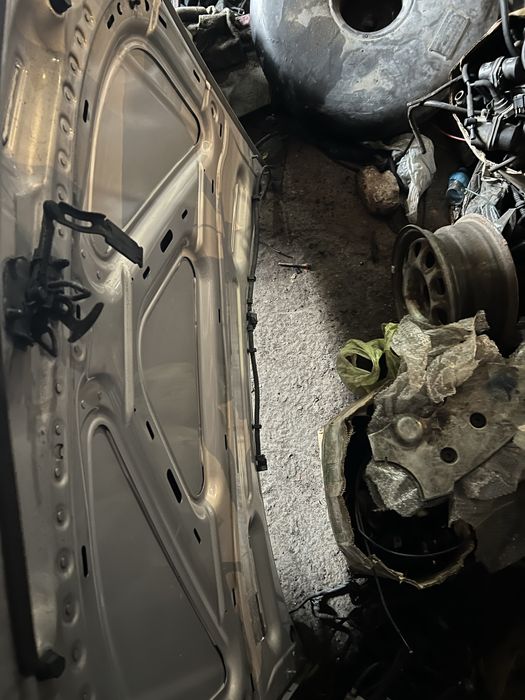 Продам капот на ауди а6 с5