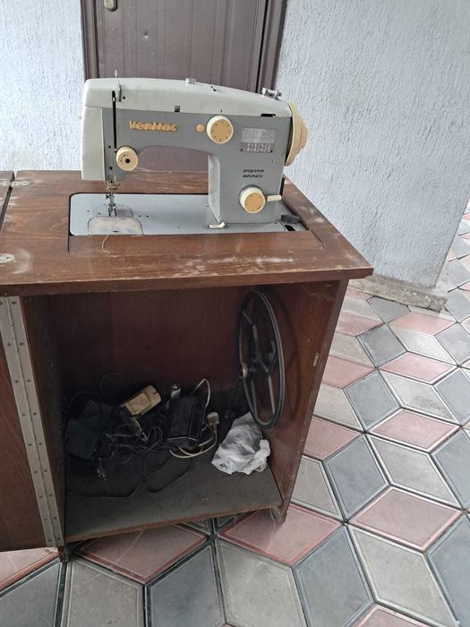 Швейная машинка VERITAS