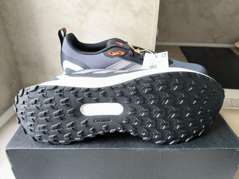 НОВИ  | ADIDAS Runflaction 5