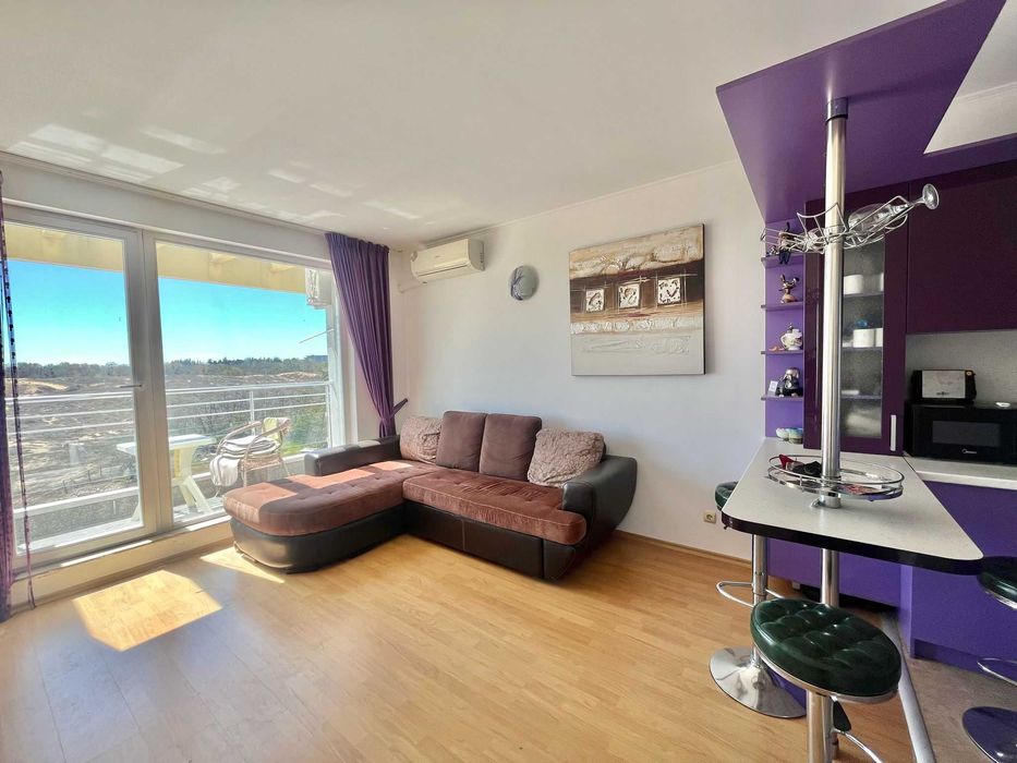 Продава се Двустаен апартамент в Несебър - 70 кв.м за 2100 €/кв.м - Снимка #1