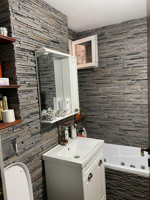 Apartament 2 camere, complet renovat, mobilat, 48 mp – Carpați 1