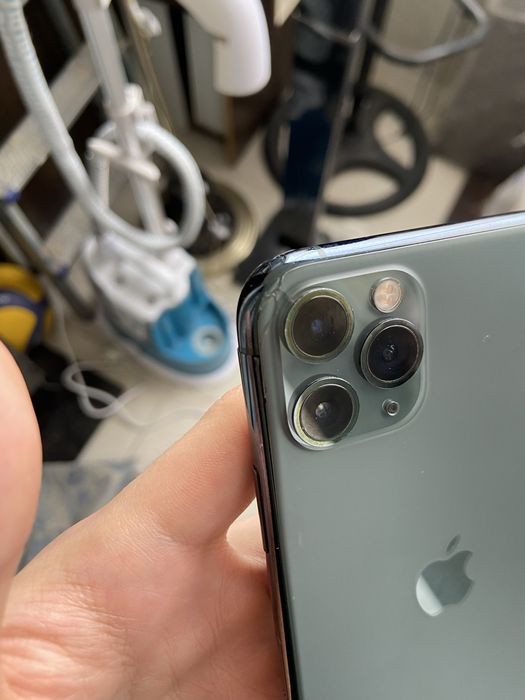 Продам айфон 11 про iphone 11 pro