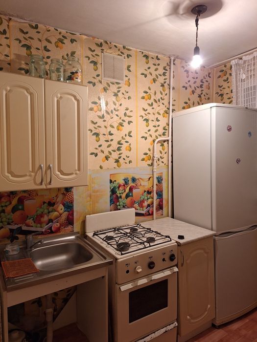 Продам квартиру 3-х комнатную