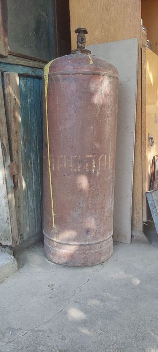 Газ баллон сотилади, уй рузгорда ишлатилган