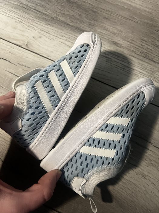 Adidadi super star nr 24