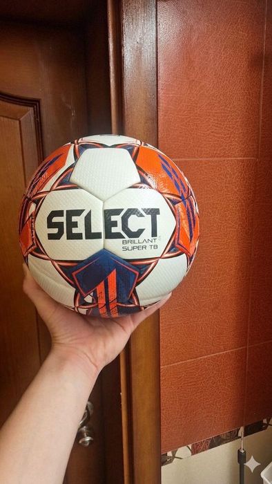 Футболна топка Select Brillant Super TB
