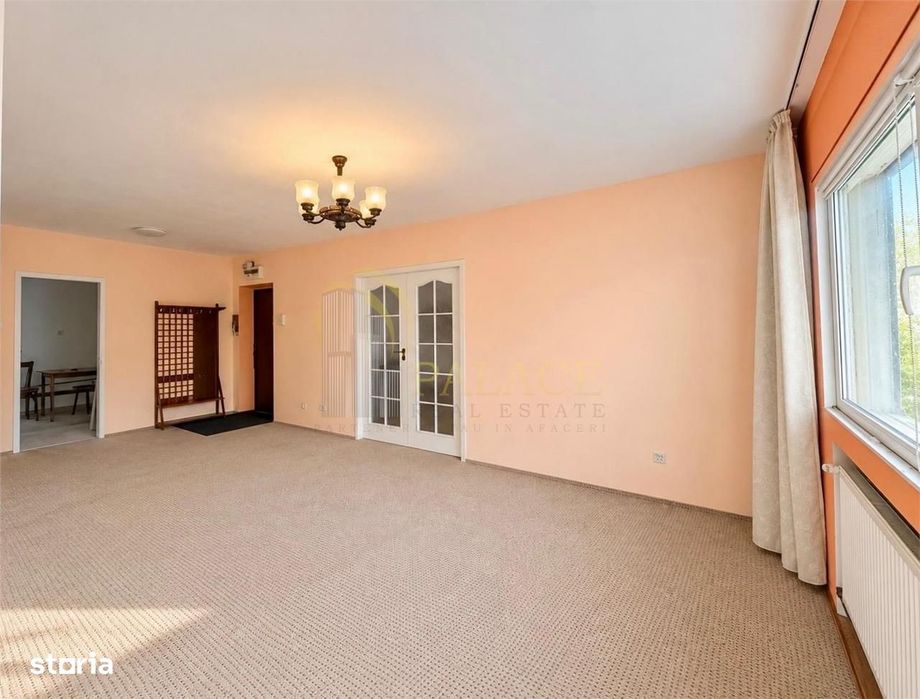 Apartament 4 camere Copou, parcul EXPO, cu parcare si boxa.