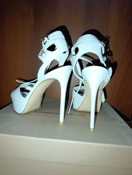 Босоножки Gianvito Rossi оригинал