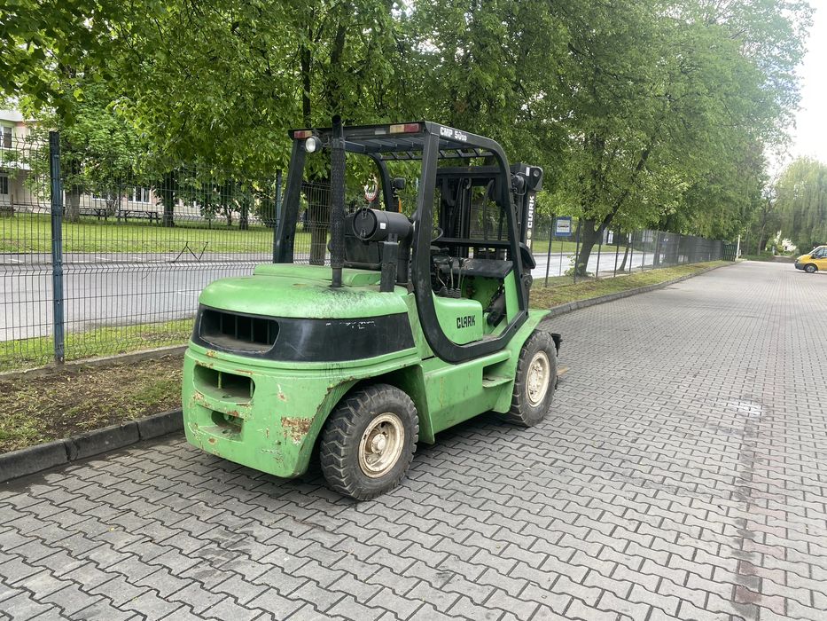 De vanzare stivuitor Clark diesel 5 T capacitate