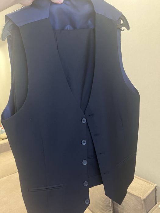 Костюм новый М размер