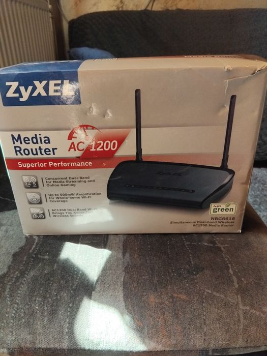 Router wireless ZyXEL Gigabit NBG6616 Dual-Band nou