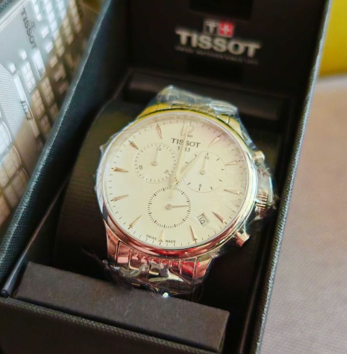TISSOT Tradition мъжки часовник хронограф дата чисто нов 100% оригинал
