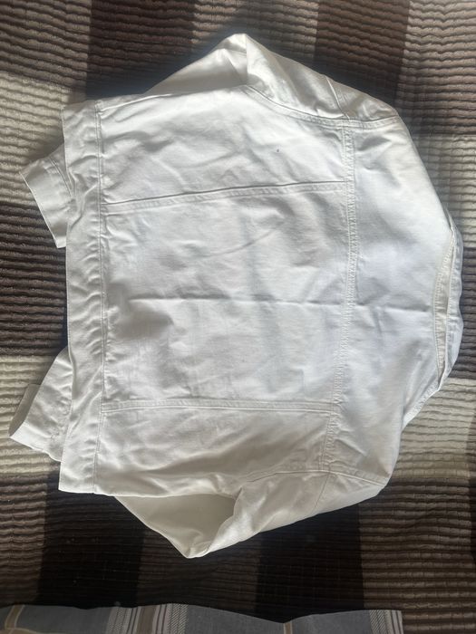 Продам куртку джинсовую