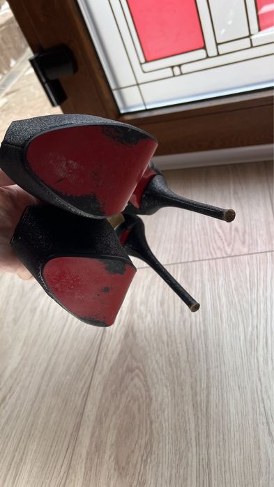 Sandale negru cu toc de 15