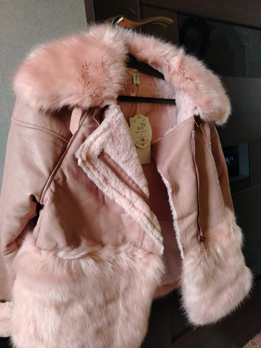 Куртка женская молодежная