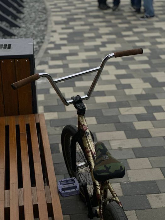 продам трюковой велосипед