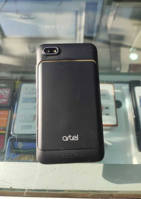 Телефон Artel Adi5
