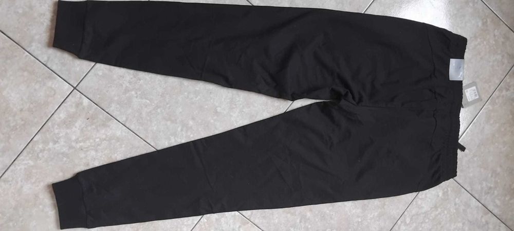 Pantaloni PUMA barbati ,marime L ,cu eticheta