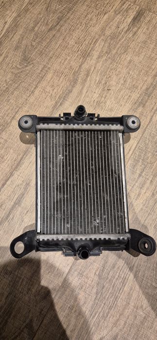 BMW F30 OM B58 Радиатор
