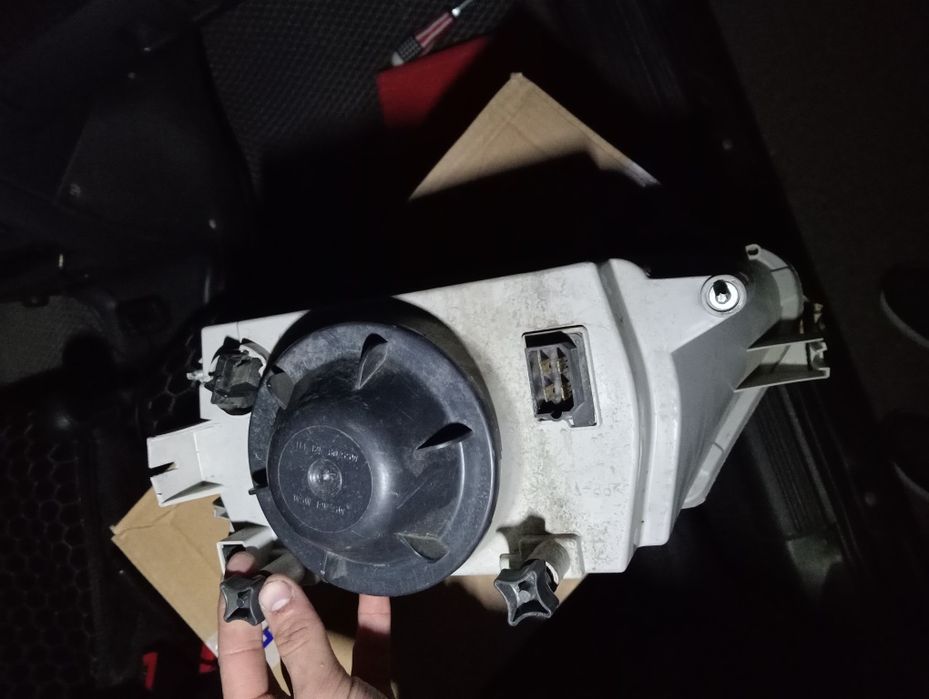 Продам фары на ваз  2114