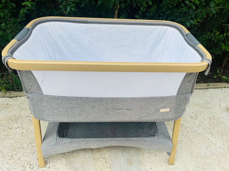 Детска кошара next to me