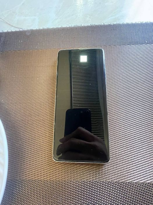 Samsung S21 ultra srochni sotiladi
