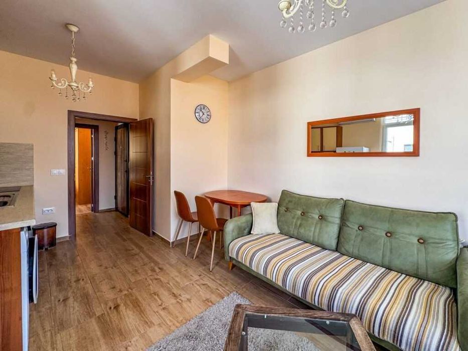 Продава се Двустаен апартамент в Бургас, Сарафово - 56 кв.м за 2590 €/кв.м - Снимка #4