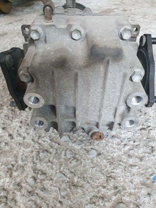 Cutie transfer  / grup spate  Suzuki Vitara all grip 4x4 , 2017