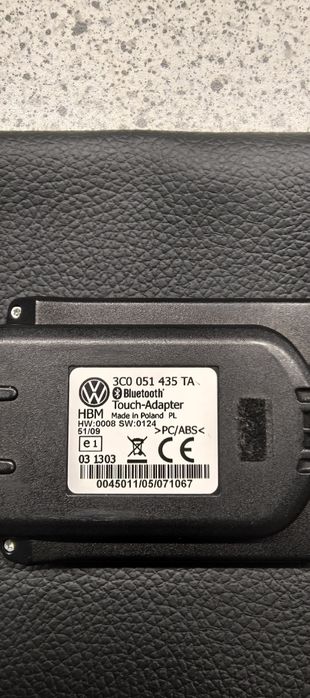 Блутут адаптер за VW