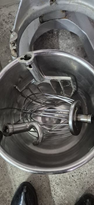 Миксер тестомес ...