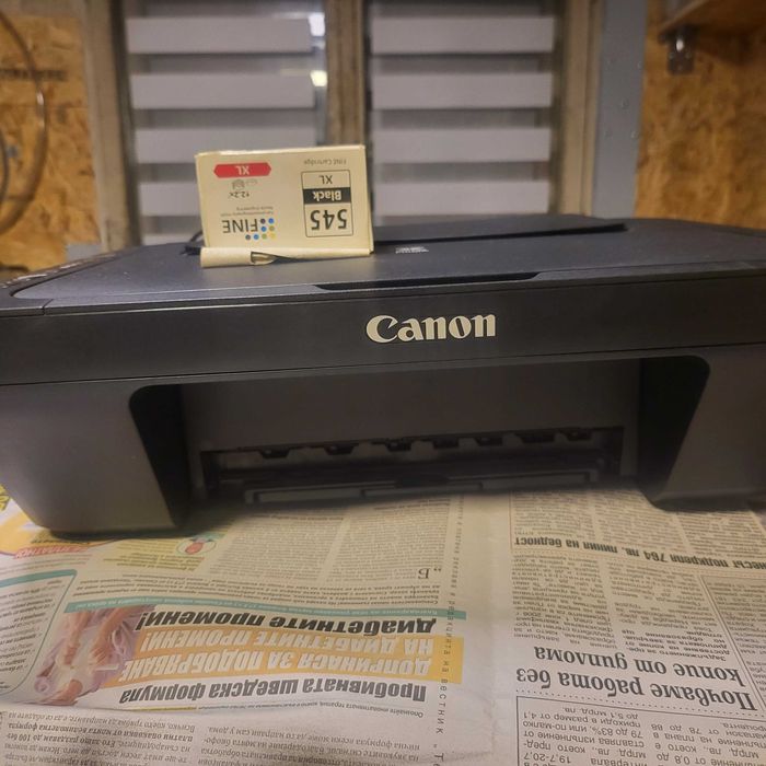 Canon цветен принтери скенер