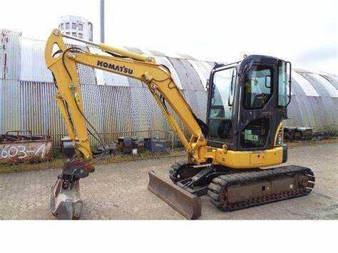 Dezmembrez miniexcavator Komatsu PC27, PC30, PC35, PC45, PC55 – piese