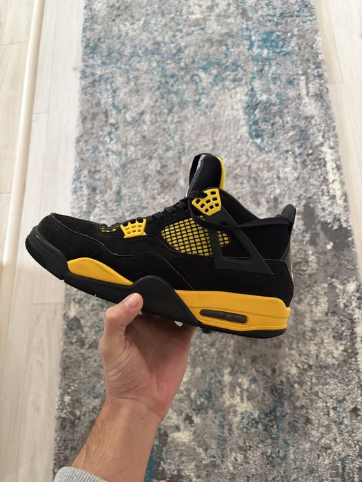 jordan 4 yellow thunder