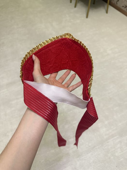 Кокошник русский народный