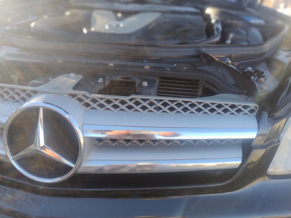 Grila frontala facelift, grila capota facelift Mercedes CLS W219