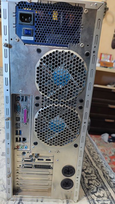 Корпус для ПК GIGABYTE алюминиевый