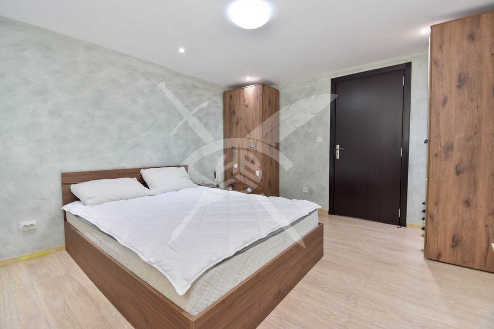 Дава се под наем Многостаен апартамент в София, Център - 120 кв.м за 995 € - Снимка #1