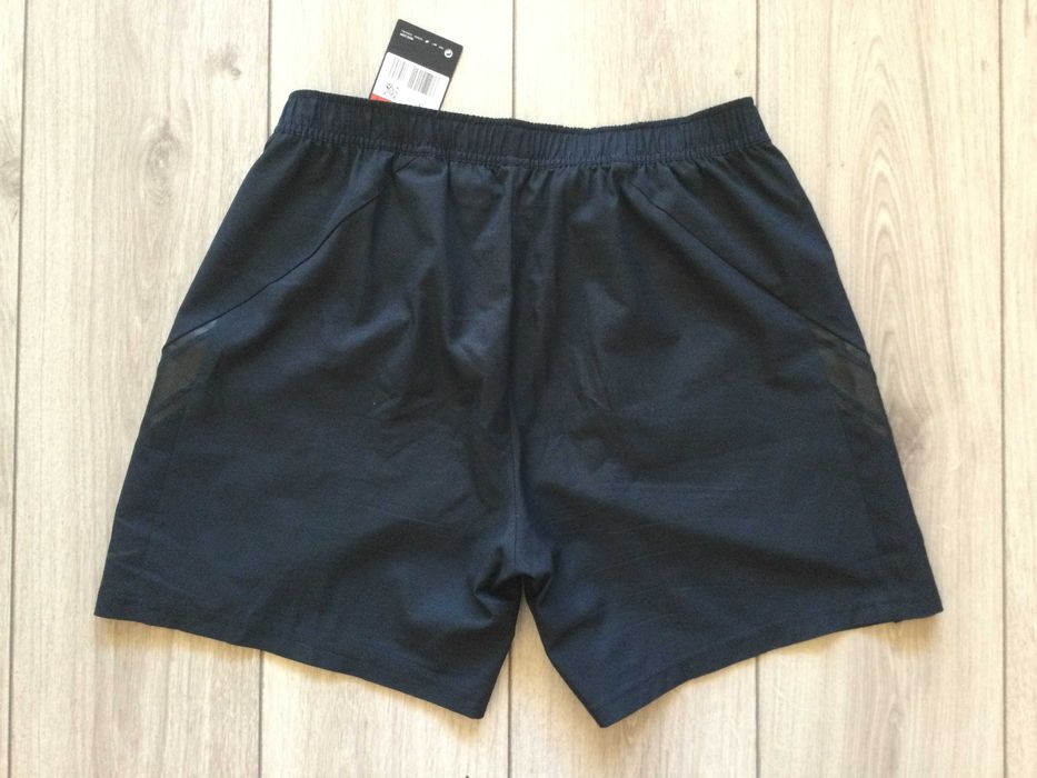 НОВИ оригинални черни къси гащета бермуди тенис NIKE размер L от САЩ